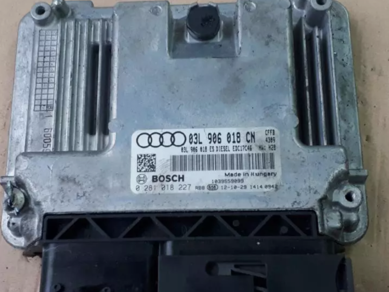 ECU 03L906018CN 0281018227 Audi