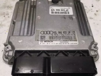 ECU 03L906022JP 0281015319 AUDI